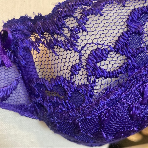 EUC Lily of France 36C Purple Lace Underwire Bra - Picture 3 of 6